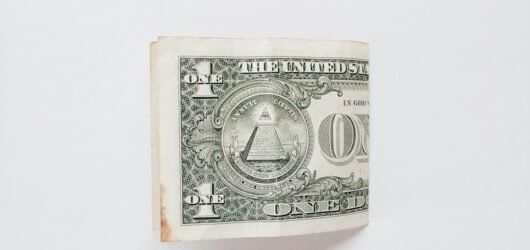 L’Effondrement du Dollar a Déjà Commencé – Perspectives et Stratégies pour les Entrepreneurs