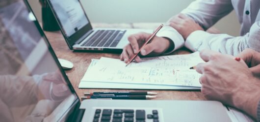 5 Leçons Essentielles que les Investisseurs Doivent Maîtriser pour Créer de la Richesse