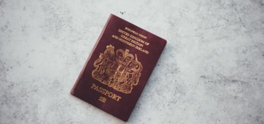 Comment Obtenir une Autorisation Électronique de Voyage pour le Royaume-Uni : Guide Complet
