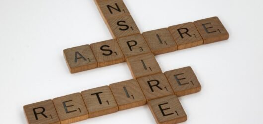 Planification de retraite avec l’IA : Comment savoir quand arrêter d’épargner